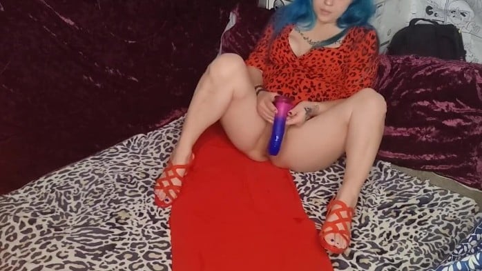 Big Squirt Blue Hair